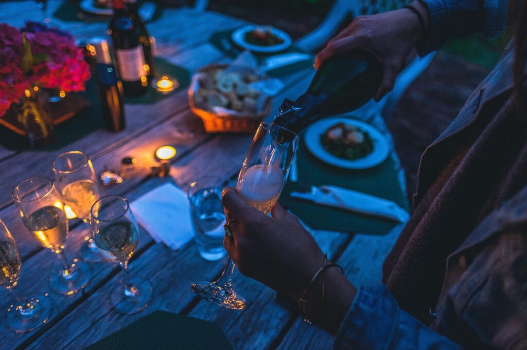ひとり旅の女子におすすめ！一人で楽しめる夕食付き宿はどこ？